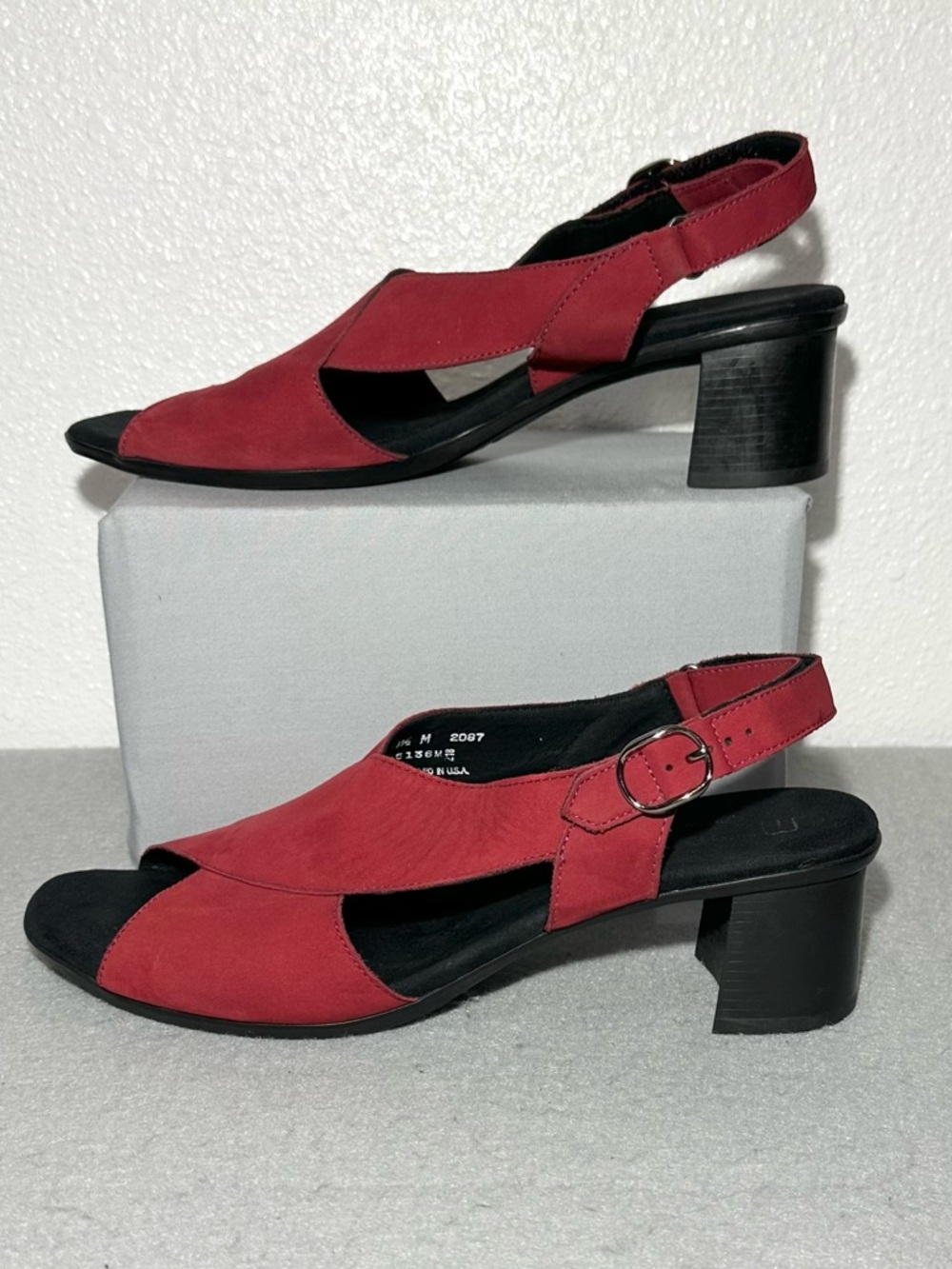 Munro Laine Sling Back Sandals